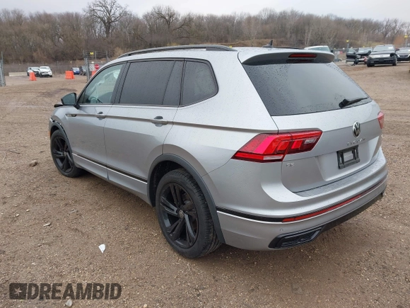 2023 Volkswagen Tiguan SE R-Line Black with VIN 3VV8B7AX3PM130610, listed as a IAAI auction lot 42011131 with 21,980 mi miles and . Bid and sale history available at DreamBid. Image 3.