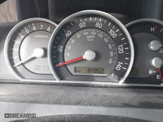 2007 Kia Sorento EX with VIN KNDJC736475664724, listed as a IAAI auction lot 41723879 with 84,952 mi miles. Bid and sale history available at carsss.com. Image 7.