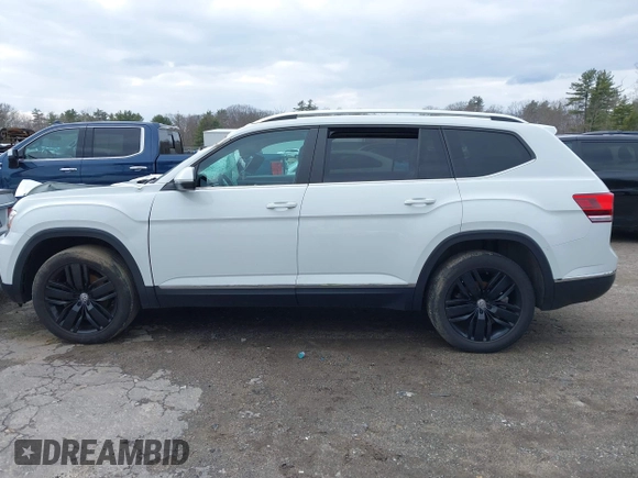2019 Volkswagen Atlas SEL with VIN 1V2MR2CAXKC594264, listed as a IAAI auction lot 41872023 with 60,807 mi miles and . Bid and sale history available at DreamBid. Image 15.