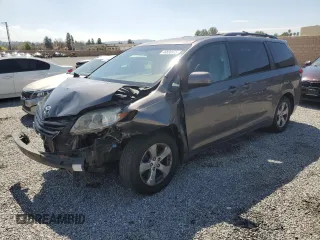 2013 Toyota Sienna LE AAS with VIN 5TDKK3DC6DS381915, listed as a Copart auction lot 48888975 with 137,543 mi miles and Salvage Title. Bid and sale history available at DreamBid. Image 1.