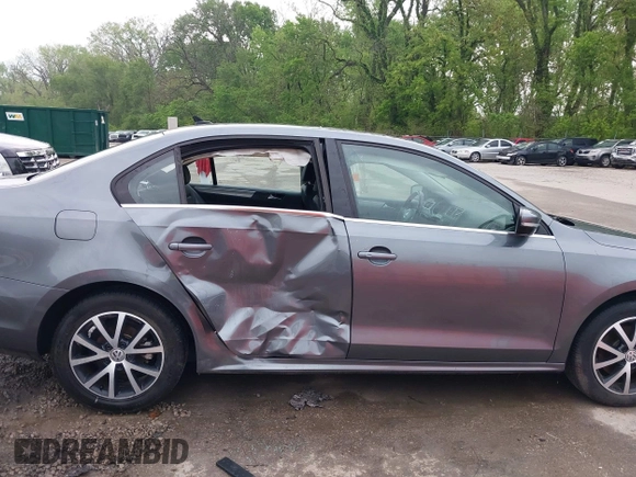 2018 Volkswagen Jetta SE with VIN 3VWDB7AJ8JM259679, listed as a IAAI auction lot 42080896 with 44,969 mi miles and . Bid and sale history available at DreamBid. Image 6.