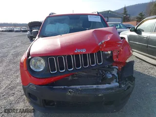 2018 Jeep Renegade Sport with VIN ZACCJBAB4JPJ63846, listed as a IAAI auction lot 41779614 with 66,725 mi miles. Bid and sale history available at carsss.com. Image 13.