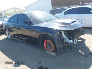 2017 Dodge Charger SRT Hellcat z VIN 2C3CDXL90HH509733, wystawiony jako IAAI lot #39143116 z przebiegiem Nie podano mil oraz . Historia ofert i sprzedaży dostępna na DreamBid. Obrazek 1.