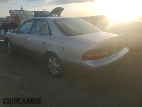 1999 Lexus ES 300 Luxury Sport Sdn with VIN JT8BF28G0X5056259, listed as a Copart auction lot 77475424 with 0 mi miles and Non Repairable. Bid and sale history available at carsss.com. Image 2.