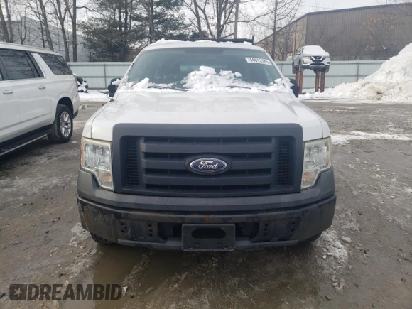 2010 Ford F-150 XL with VIN 1FTMF1CW4AKA97084, listed as a Copart auction lot 44815785 with 198,246 mi miles and Clean title. Bid and sale history available at DreamBid. Image 5.