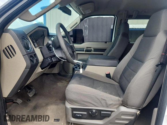 2009 Ford F-250 XL с VIN 1FTSW21R59EA10829, выставлен на аукционе Copart как лот 63988785 с пробегом 120 558 миль миль и Чистый • Clean title. История ставок и продаж доступна на DreamBid. Изображение 7.