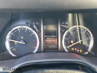 2022 Toyota 4Runner TRD Off Road Premium with VIN JTERU5JR6N6080118, listed as a Copart auction lot 42723245 with 43,755 mi miles and Salvage Title. Bid and sale history available at carsss.com. Image 9.