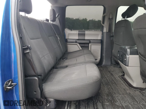 2017 Ford F-150 XL с VIN 1FTEW1CP7HFB29803, выставлен на аукционе Copart как лот 60985995 с пробегом 213 591 миль миль и Списание • Salvage title. История ставок и продаж доступна на DreamBid. Изображение 10.