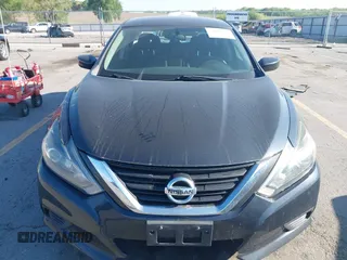 2016 Nissan Altima S z VIN 1N4AL3AP9GC121181, wystawiony jako IAAI lot #42227421 z przebiegiem 135 545 mil mil oraz . Historia ofert i sprzedaży dostępna na DreamBid. Obrazek 12.