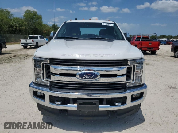2019 Ford F-350 XL with VIN 1FT8W3BT9KEG29126, listed as a Copart auction lot 81488054 with 66,806 mi miles and Non Repairable. Bid and sale history available at DreamBid. Image 5.