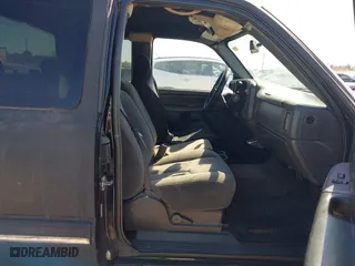 2006 Chevrolet Silverado 1500 LT1 with VIN 2GCEC19T861315982, listed as a IAAI auction lot 41757674 with 1 mi miles. Bid and sale history available at carsss.com. Image 5.