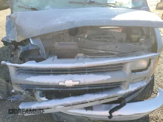 2000 Chevrolet Express with VIN 1GAGG29R0Y1198021, listed as a Copart auction lot 42247065 with Not Provided miles and Salvage Title. Bid and sale history available at carsss.com. Image 14.