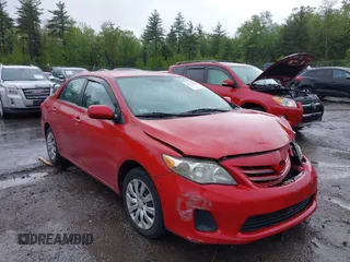 2013 Toyota Corolla L z VIN 2T1BU4EE7DC944351, wystawiony jako IAAI lot #42317905 z przebiegiem 115 632 mil mil oraz . Historia ofert i sprzedaży dostępna na DreamBid. Obrazek 1.