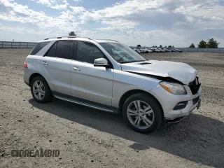 2015 Mercedes-Benz M 350 z VIN 4JGDA5HB1FA532065, wystawiony jako Copart lot #58346535 z przebiegiem 148 010 mil mil oraz Szkoda całkowita • Salvage title. Historia ofert i sprzedaży dostępna na DreamBid. Obrazek 4.