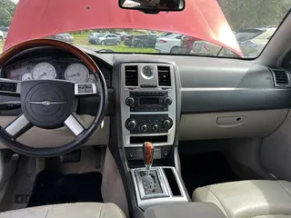 2007 Chrysler 300 C with VIN 2C3KA63H57H698027, listed as a Copart auction lot 75513974 with 239,066 mi miles and Clean Title. Bid and sale history available at carsss.com. Image 9.