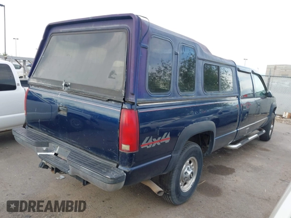 2000 Chevrolet Silverado 3500 z VIN 1GCHK33J1YF419504, wystawiony jako IAAI lot #42337616 z przebiegiem 169 037 mil mil oraz . Historia ofert i sprzedaży dostępna na DreamBid. Obrazek 4.