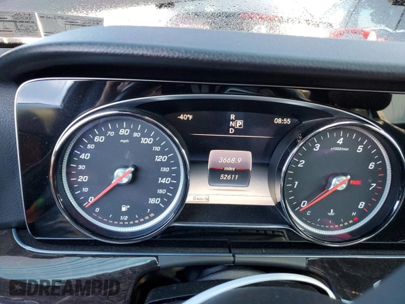 2017 Mercedes-Benz E 300 Luxury with VIN WDDZF4KB5HA045524, listed as a Copart auction lot 58699695 with 52,611 mi miles and Salvage title. Bid and sale history available at DreamBid. Image 9.