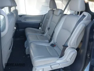 2018 Honda Odyssey EX-L with VIN 5FNRL6H72JB100736, listed as a IAAI auction lot 41350954 with 113,504 mi miles. Bid and sale history available at carsss.com. Image 8.