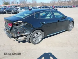 2017 Kia Optima EX z VIN KNAGV4LD4H5010046, wystawiony jako IAAI lot #41679443 z przebiegiem 73 367 mil mil oraz . Historia ofert i sprzedaży dostępna na DreamBid. Obrazek 4.