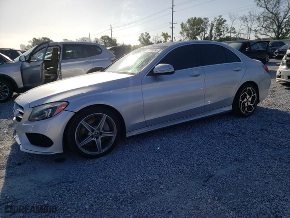2015 Mercedes-Benz C-Class C 300 with VIN 55SWF4JB1FU085438, listed as a Copart auction lot 52720765 with 143,983 mi miles and Clean Title. Bid and sale history available at carsss.com. Image 1.