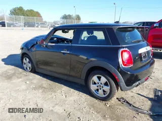 2014 MINI Hardtop with VIN WMWXM5C51ET972099, listed as a IAAI auction lot 41595497 with 113,496 mi miles and . Bid and sale history available at DreamBid. Image 3.