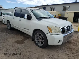 2005 Nissan Titan SE with VIN 1N6AA07A45N562362, listed as a Copart auction lot 70682294 with 229,467 mi miles and Clean Title. Bid and sale history available at DreamBid. Image 4.