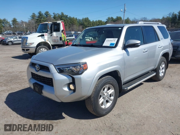2018 Toyota 4Runner SR5 with VIN JTEBU5JR2J5581170, listed as a IAAI auction lot 41839275 with 60,212 mi miles and . Bid and sale history available at DreamBid. Image 2.