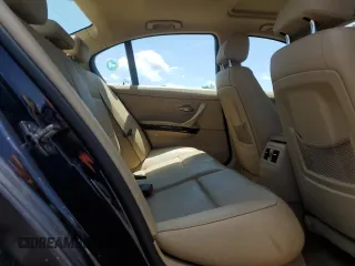 2009 BMW 3 Series 328i xDrive with VIN WBAPK53589A643505, listed as a Copart auction lot 61724135 with 116,693 mi miles and Salvage title. Bid and sale history available at DreamBid. Image 10.