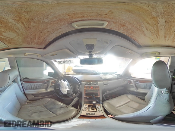 1999 Mercedes-Benz E 320 z VIN WDBJF65HXXA837426, wystawiony jako Copart lot #51084325 z przebiegiem Nie podano mil oraz Szkoda całkowita • Salvage title. Historia ofert i sprzedaży dostępna na DreamBid. Obrazek 13.