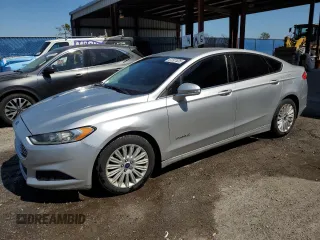 2014 Ford Fusion SE Hybrid with VIN 3FA6P0LU4ER396130, listed as a Copart auction lot 47097625 with 321,584 mi miles and Salvage Title. Bid and sale history available at carsss.com. Image 1.