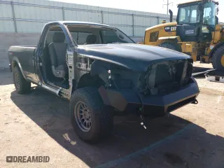 2010 Dodge Ram 1500 Sport with VIN 3D7JV1ET4AG165373, listed as a Copart auction lot 68044944 with 105,516 mi miles and Salvage Title. Bid and sale history available at carsss.com. Image 4.