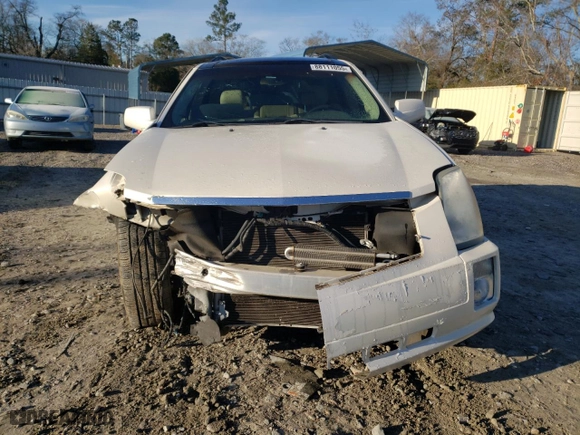 2006 Cadillac SRX with VIN 1GYEE637660215663, listed as a Copart auction lot 88111055 with NaN miles and Salvage Title. Bid and sale history available at carsss.com. Image 5.