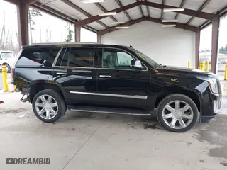 2019 Cadillac Escalade Premium Luxury with VIN 1GYS4CKJ7KR339349, listed as a IAAI auction lot 41706596 with 83,826 mi miles. Bid and sale history available at carsss.com. Image 14.