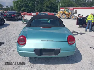 2003 Ford Thunderbird Deluxe z VIN 1FAHP60A33Y110451, wystawiony jako IAAI lot #42133863 z przebiegiem Nie podano mil oraz . Historia ofert i sprzedaży dostępna na DreamBid. Obrazek 17.