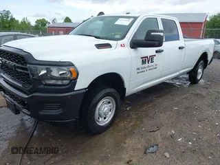 2024 Ram 2500 Tradesman with VIN 3C6UR5HJXRG161540, listed as a IAAI auction lot 42193008 with 17,558 mi miles and . Bid and sale history available at DreamBid. Image 17.