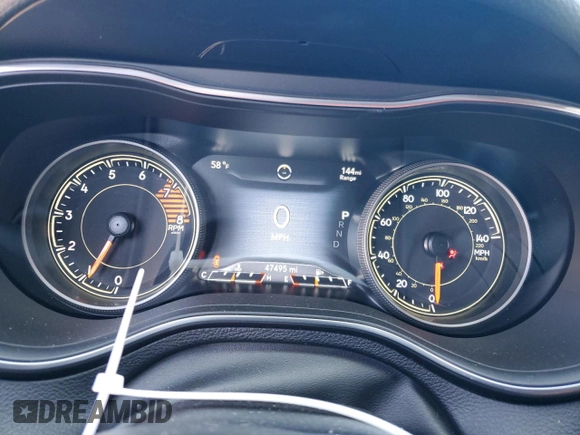 2021 Jeep Cherokee Latitude Lux z VIN 1C4PJMMX5MD206858, wystawiony jako Copart lot #52946925 z przebiegiem 47 495 mil mil oraz Szkoda całkowita • Salvage title. Historia ofert i sprzedaży dostępna na DreamBid. Obrazek 9.