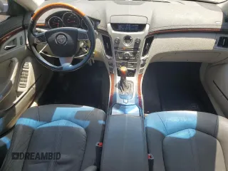 2011 Cadillac CTS Luxury z VIN 1G6DG5EY6B0136518, wystawiony jako Copart lot #57289375 z przebiegiem 197 598 mil mil oraz Czysty tytuł • Clean title. Historia ofert i sprzedaży dostępna na DreamBid. Obrazek 8.