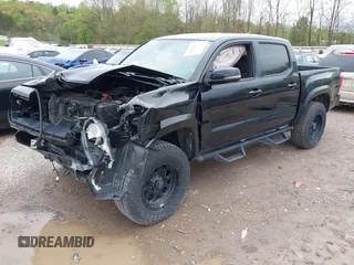 2018 Toyota Tacoma SR with VIN 3TMCZ5AN0JM136198, listed as a IAAI auction lot 41962668 with 71,813 mi miles. Bid and sale history available at carsss.com. Image 17.