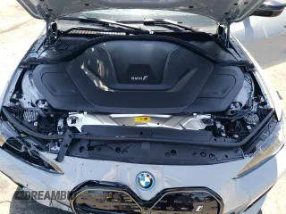 2024 BMW i4 eDrive35 with VIN WBY43AW06RFS94891, listed as a Copart auction lot 57983274 with 1,099 mi miles and Salvage Title. Bid and sale history available at carsss.com. Image 11.