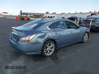 2012 Nissan Maxima SV z VIN 1N4AA5AP4CC822478, wystawiony jako IAAI lot #42268233 z przebiegiem Nie podano mil oraz . Historia ofert i sprzedaży dostępna na DreamBid. Obrazek 4.