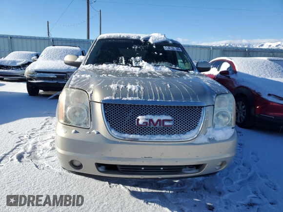 2007 GMC Yukon SLE w/3SA with VIN 1GKFC13C27J297648, listed as a Copart auction lot 44720265 with 133,046 mi miles and Salvage Title. Bid and sale history available at carsss.com. Image 5.
