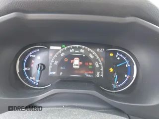 2023 Toyota RAV4 Hybrid XLE Premium z VIN JTMB6RFV8PD114927, wystawiony jako IAAI lot #41844127 z przebiegiem 14 582 mil mil oraz . Historia ofert i sprzedaży dostępna na DreamBid. Obrazek 7.