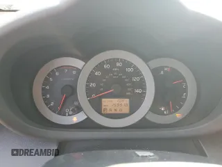 2008 Toyota RAV4 Sport with VIN JTMZK32V786010075, listed as a Copart auction lot 61571685 with 159,918 mi miles and Salvage title. Bid and sale history available at DreamBid. Image 9.