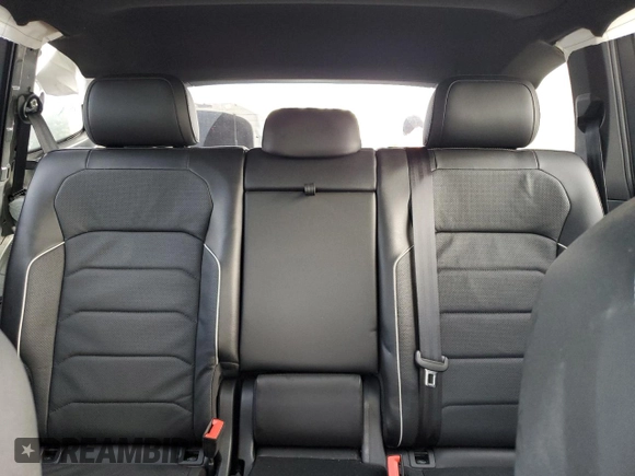 2024 Volkswagen Tiguan SEL R-Line z VIN 3VV4B7AX4RM079457, wystawiony jako Copart lot #54338975 z przebiegiem 10 540 mil mil oraz Szkoda całkowita • Salvage title. Historia ofert i sprzedaży dostępna na DreamBid. Obrazek 10.