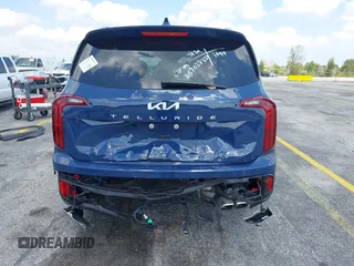 2025 Kia Telluride S with VIN 5XYP64GC0SG581646, listed as a IAAI auction lot 42063284 with 12,561 mi miles and . Bid and sale history available at DreamBid. Image 16.