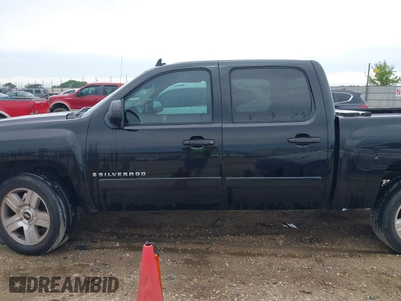 2008 Chevrolet Silverado 1500 LTZ with VIN 3GCEC13J88G246759, listed as a IAAI auction lot 42207579 with 298,952 mi miles and . Bid and sale history available at DreamBid. Image 14.