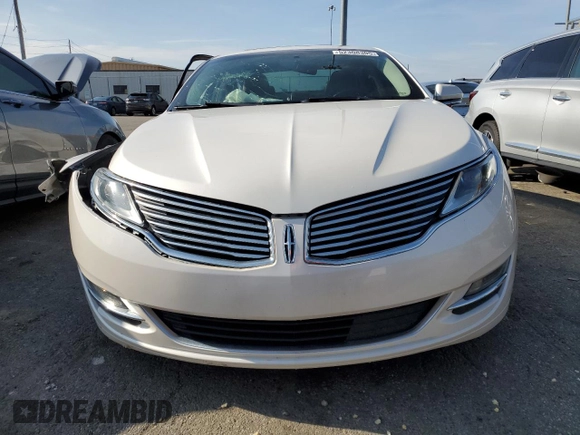 2015 Lincoln MKZ with VIN 3LN6L2J94FR610420, listed as a Copart auction lot 52308305 with 149,291 mi miles and Salvage title. Bid and sale history available at DreamBid. Image 5.
