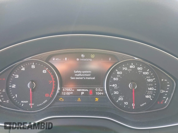 2020 Audi Q5 Premium with VIN WA1ANAFY2L2085872, listed as a IAAI auction lot 42354349 with 67,682 mi miles and . Bid and sale history available at DreamBid. Image 7.
