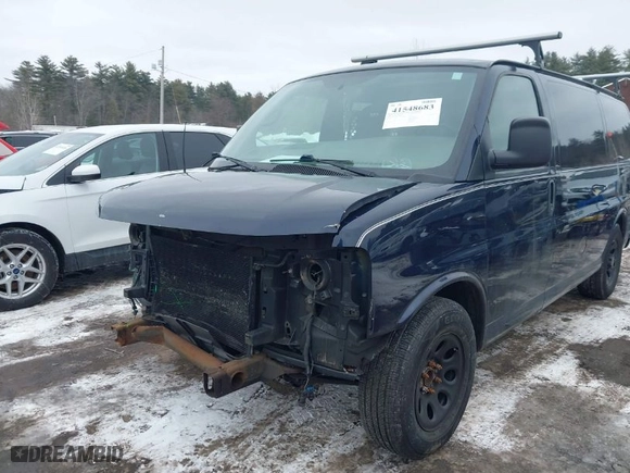 2009 Chevrolet Express Cargo Van with VIN 1GCFG15X991147555, listed as a IAAI auction lot 41548683 with 196,201 mi miles. Bid and sale history available at carsss.com. Image 6.