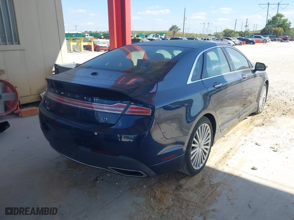 2017 Lincoln MKZ Reserve with VIN 3LN6L5F95HR602243, listed as a IAAI auction lot 41804176 with 35,555 mi miles. Bid and sale history available at carsss.com. Image 4.